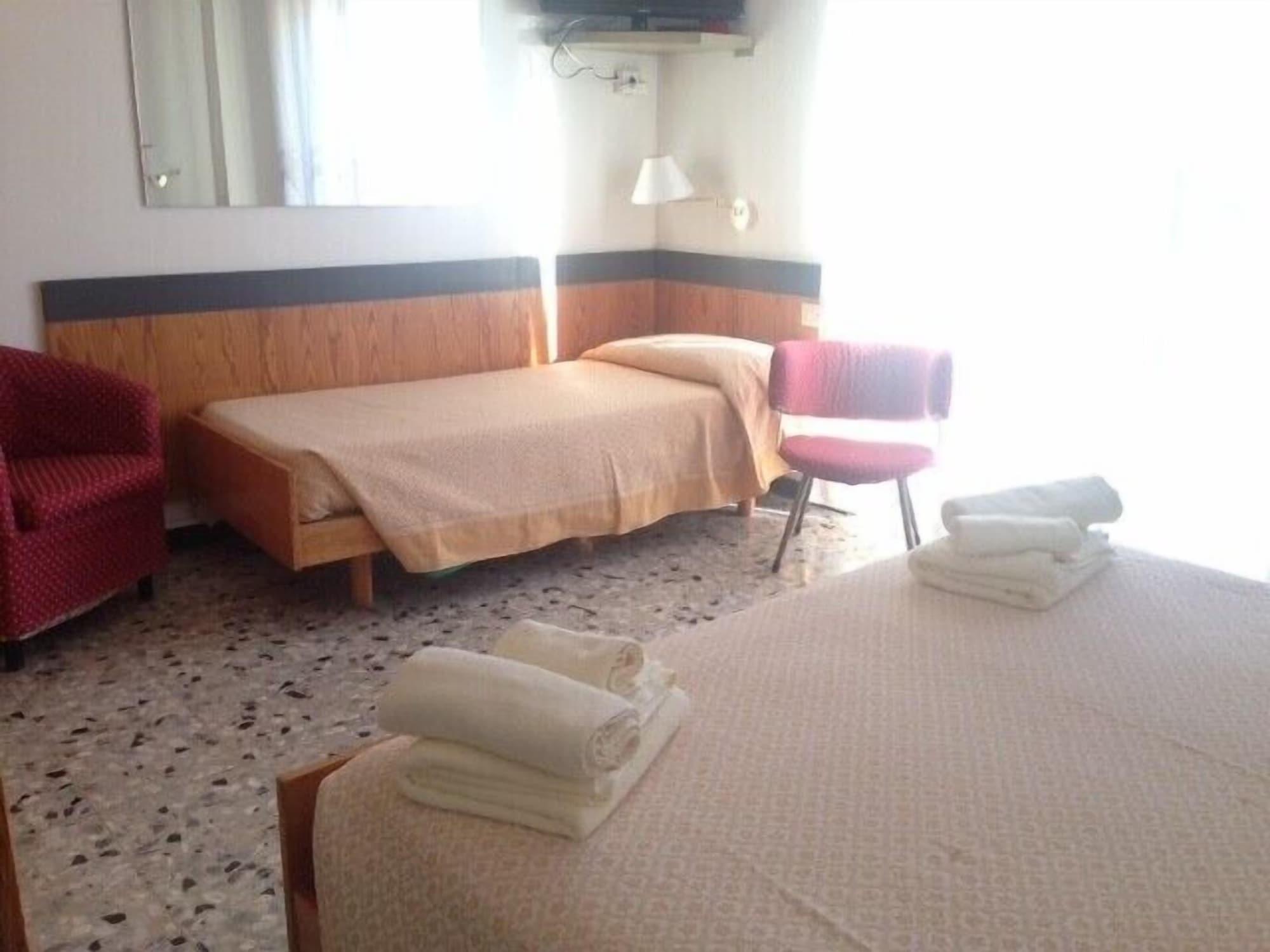 Hotel Minerva Pietra Ligure Eksteriør billede