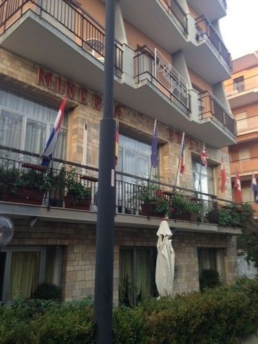 Hotel Minerva Pietra Ligure Eksteriør billede