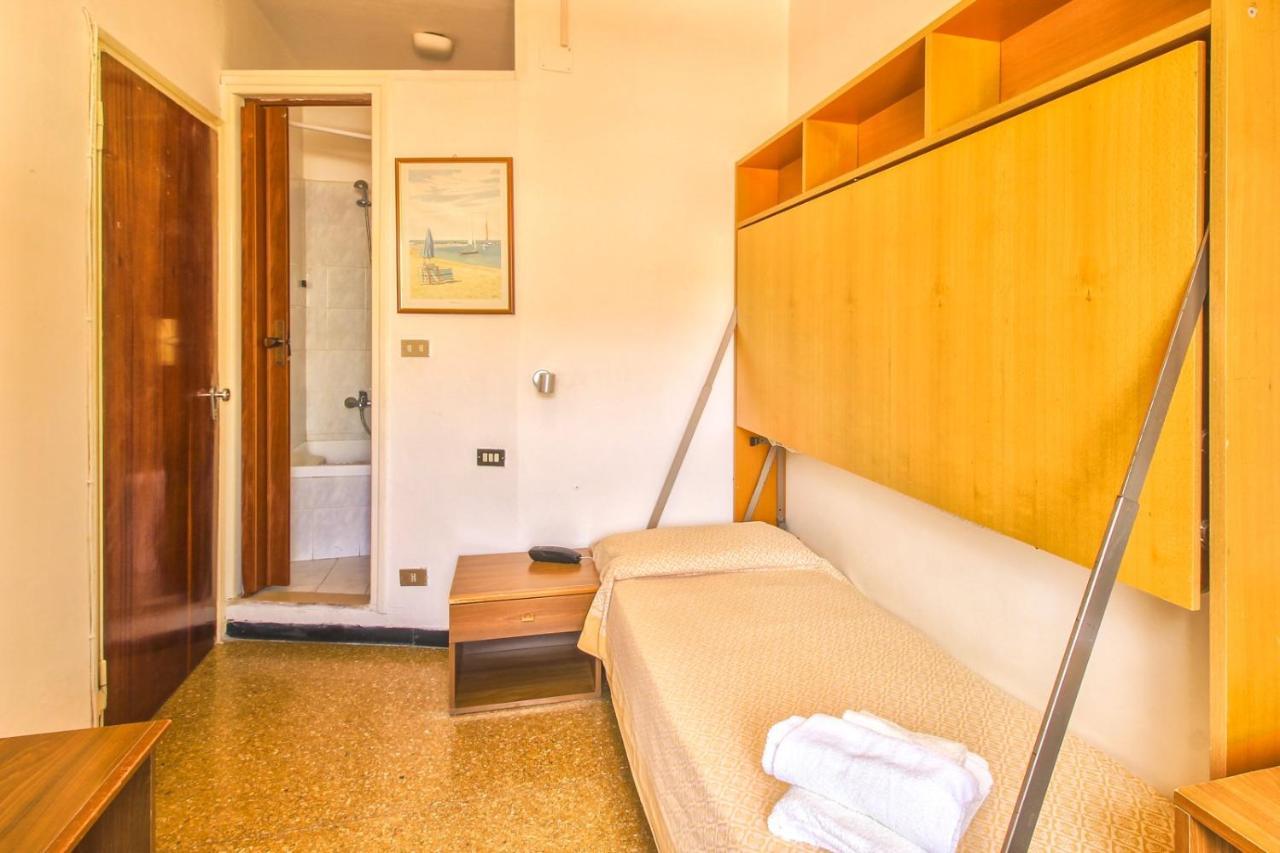 Hotel Minerva Pietra Ligure Eksteriør billede